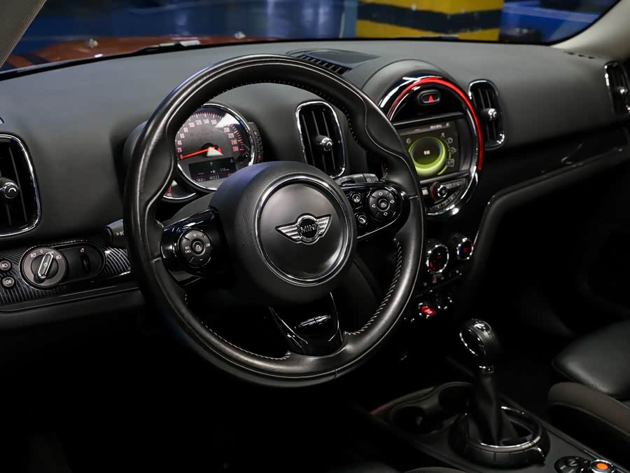 MINI Countryman 2017 — фото 14