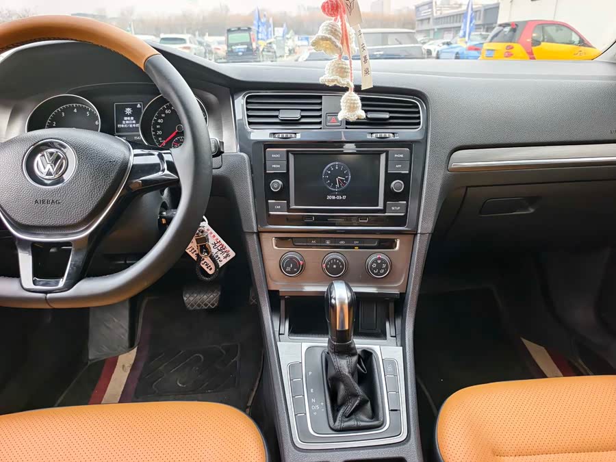 Volkswagen Golf 2014