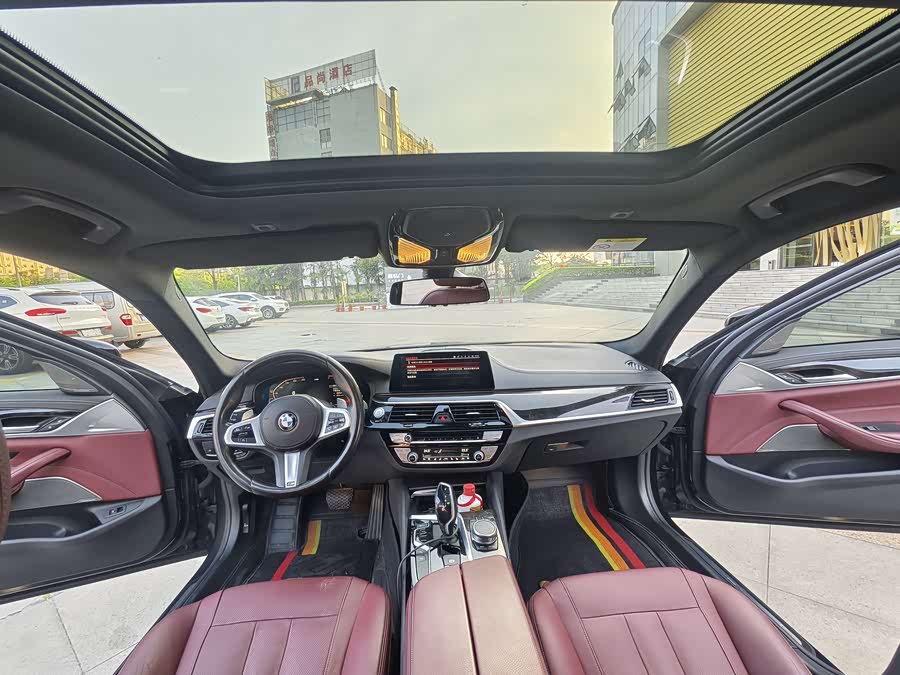 BMW 5 Series 2020 — фото 13