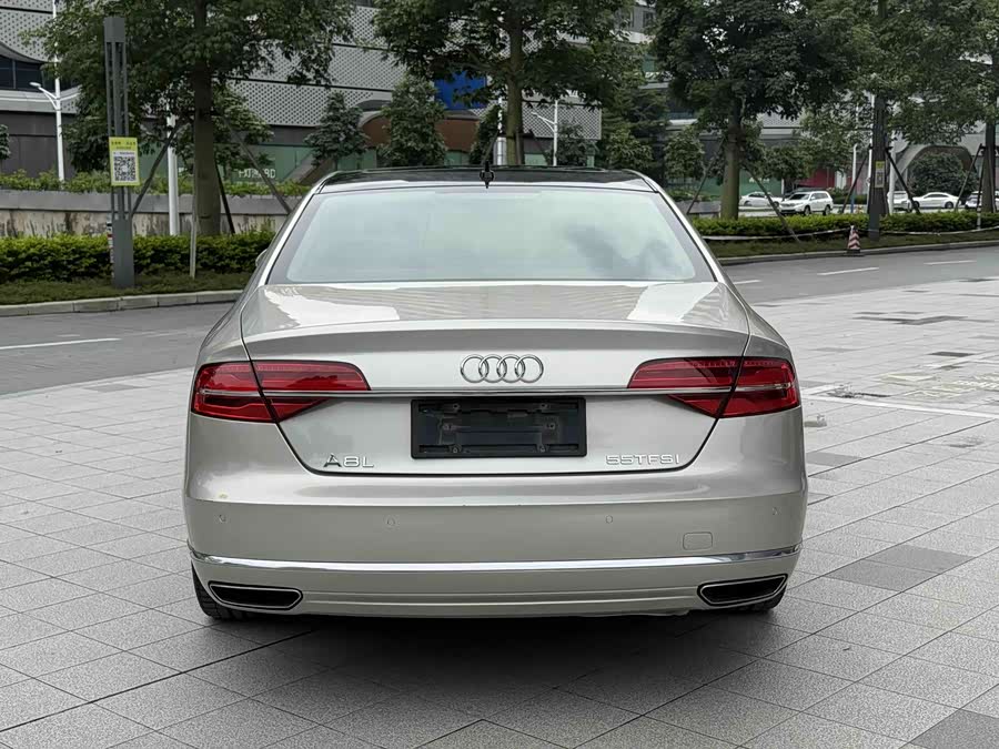 Audi A8 2014