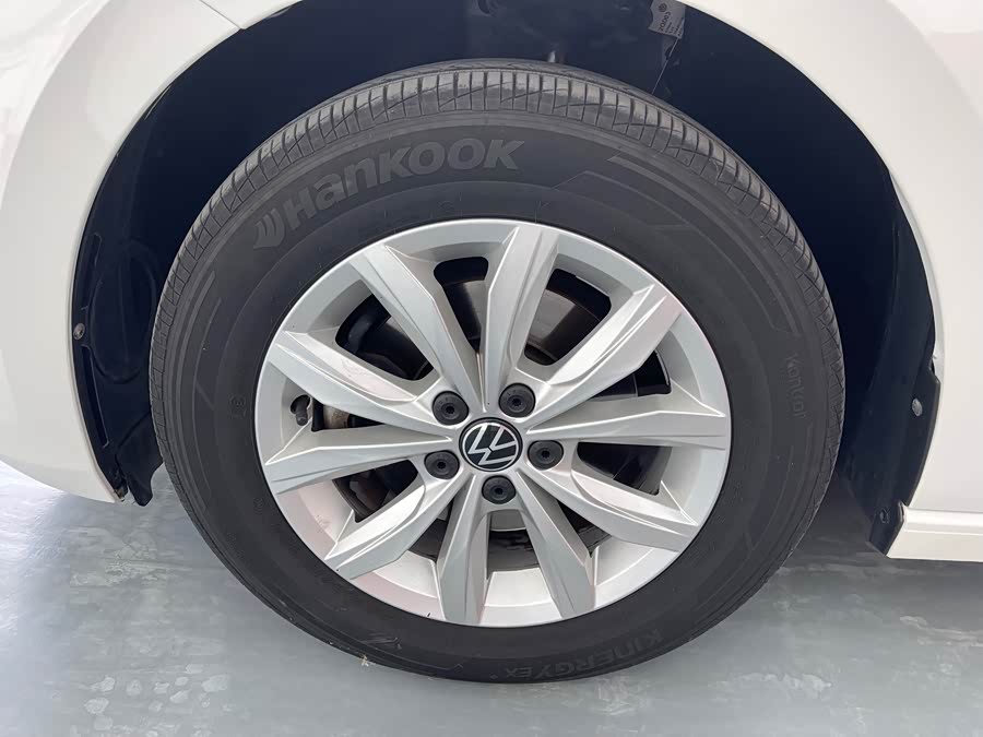 Volkswagen Polo 2021