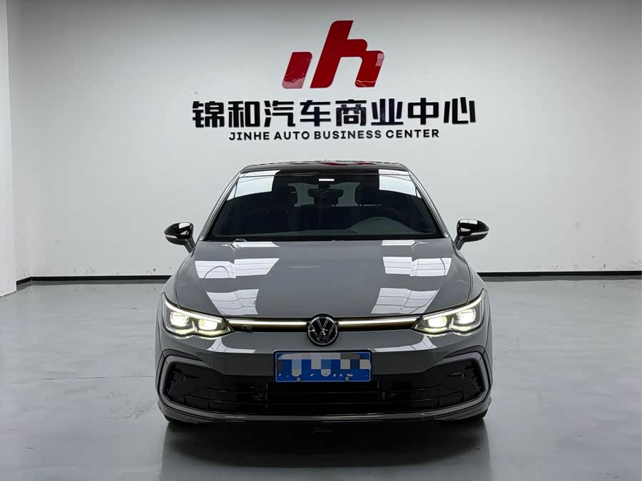 Volkswagen Golf 2023