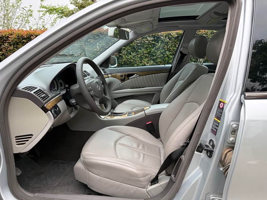 Mercedes-Benz E-Class 2006