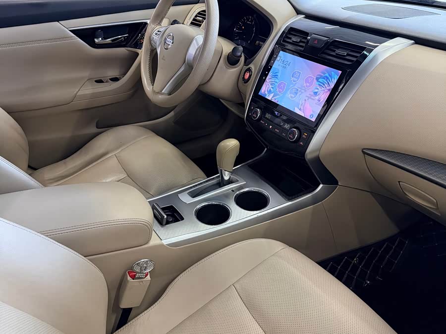 Nissan Teana 2016 — фото 18