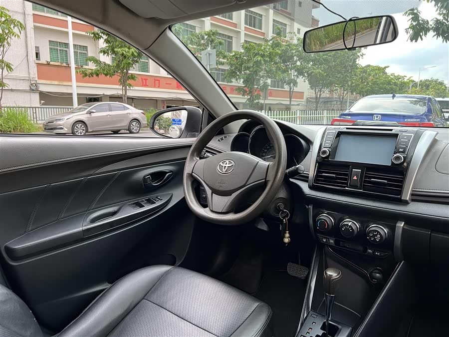 Toyota Vios 2016 — фото 11