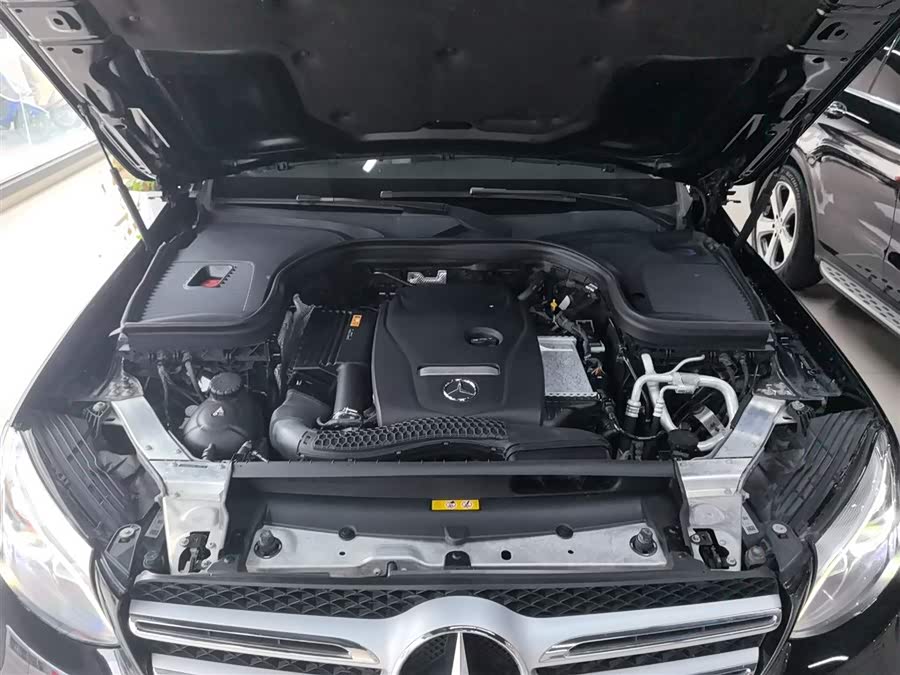 Mercedes-Benz GLC 2019 — фото 16