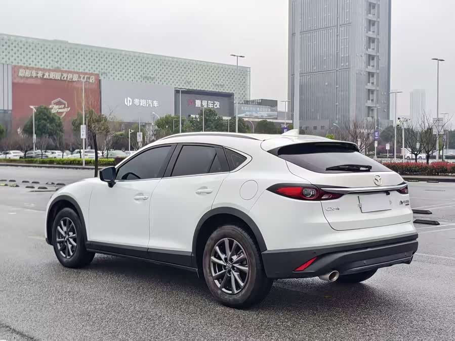 Mazda CX-4 2021