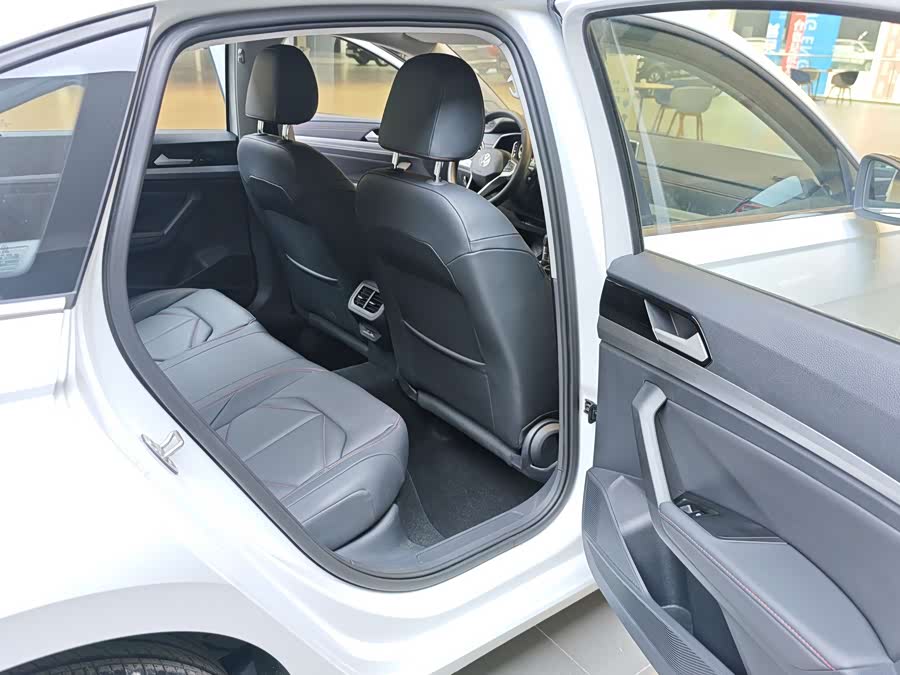 Volkswagen Lavida 2024