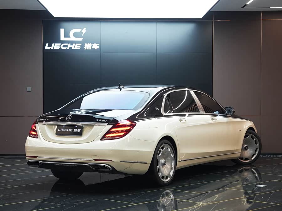 Mercedes-Benz Maybach S-Class 2018