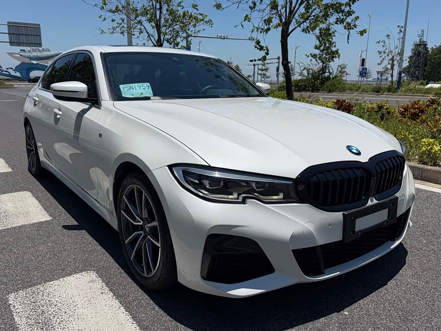 BMW 3 Series 2022