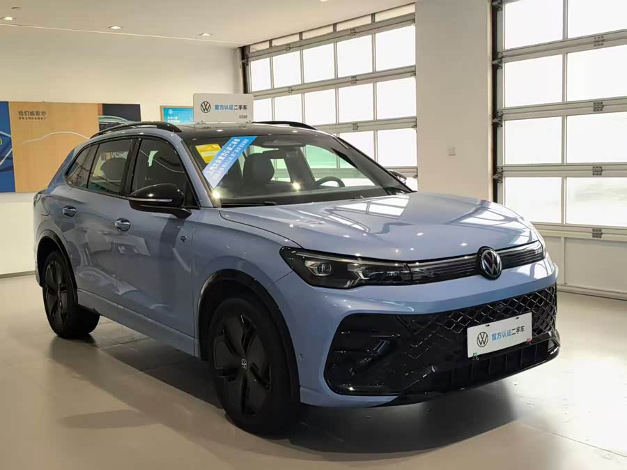 Volkswagen Tiguan L 2024