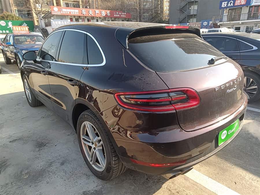 Porsche Macan 2016 — фото 23