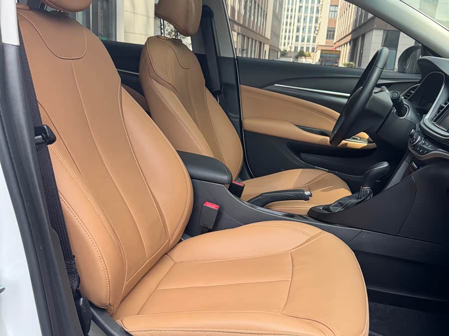 Buick Excelle 2019 — фото 14