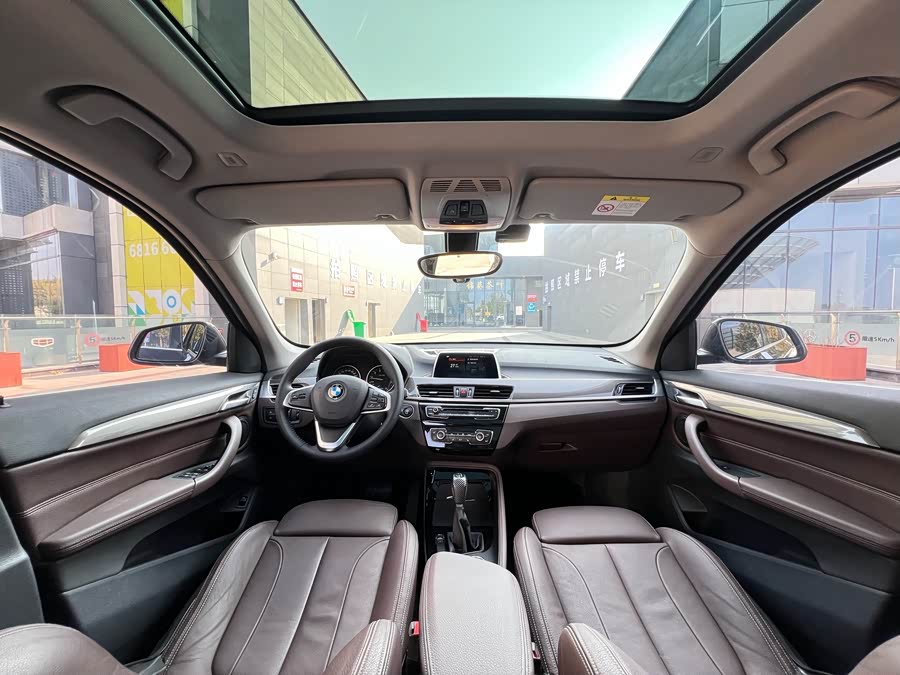 BMW X1 2018 — фото 9