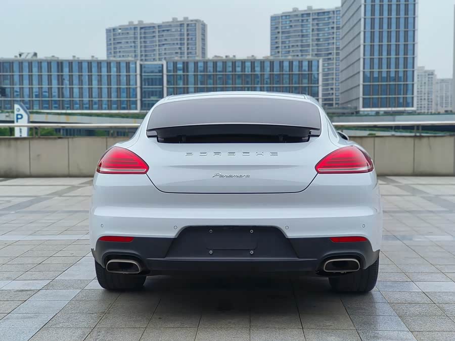 Porsche Panamera 2016 — фото 15