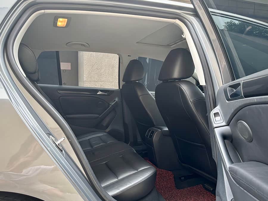 Volkswagen Golf 2010