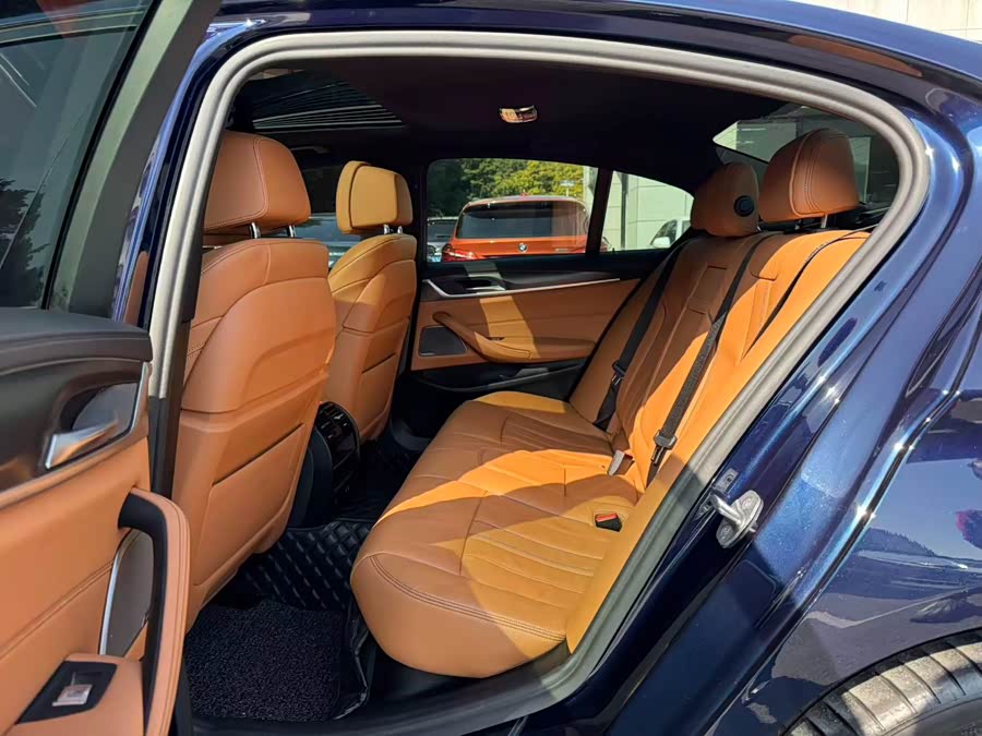 BMW 5 Series 2022