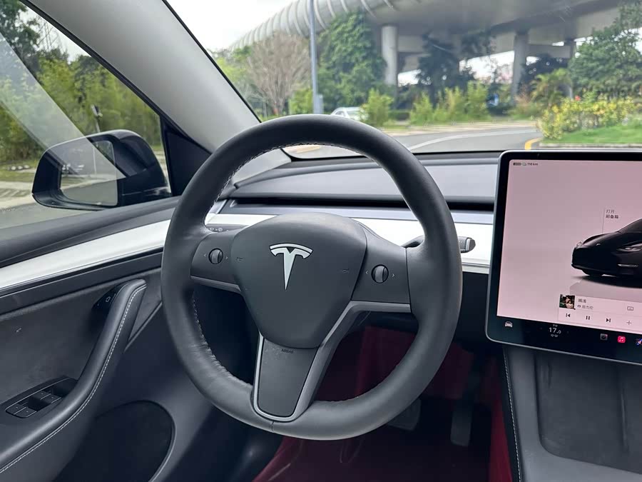 Tesla Model Y 2022 — фото 17