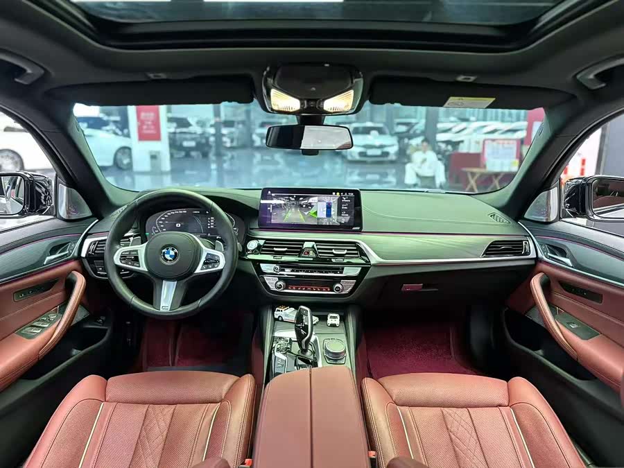 BMW 5 Series 2021