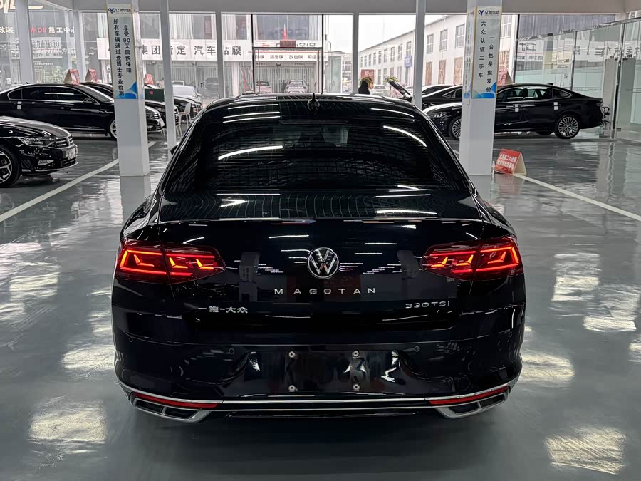 Volkswagen Magotan 2024
