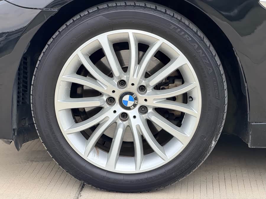 BMW 5 Series 2014 — фото 20