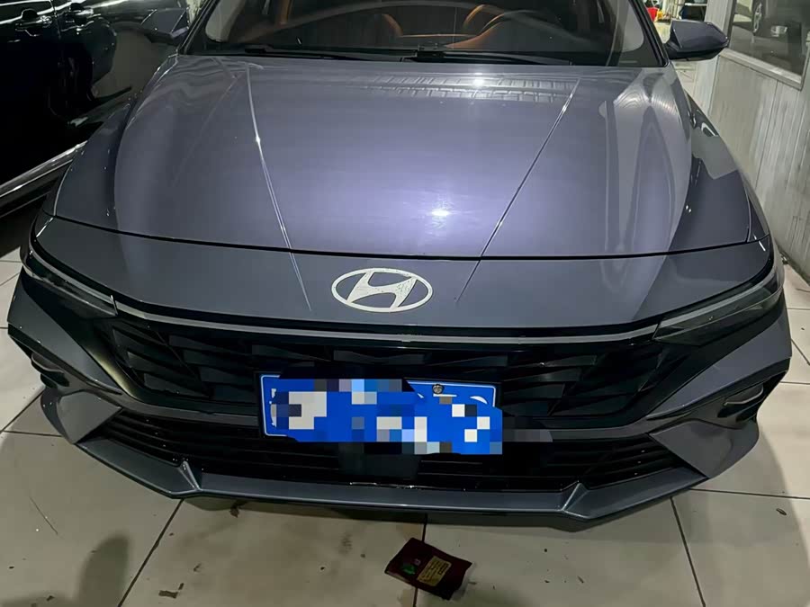 Hyundai Elantra 2023