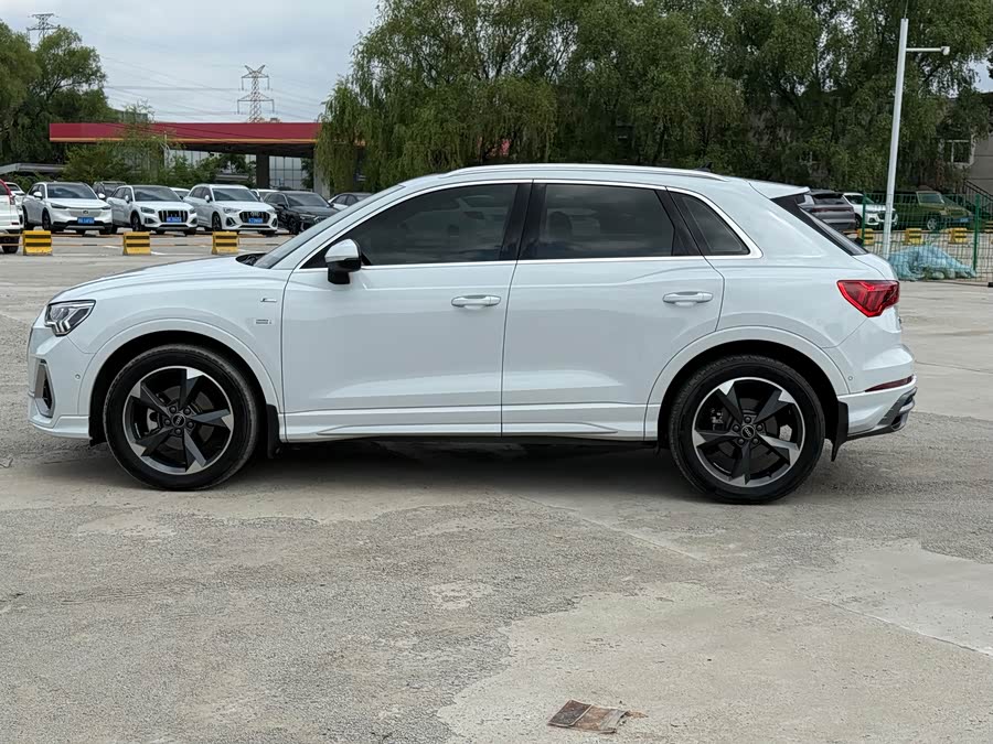 Audi Q3 2022