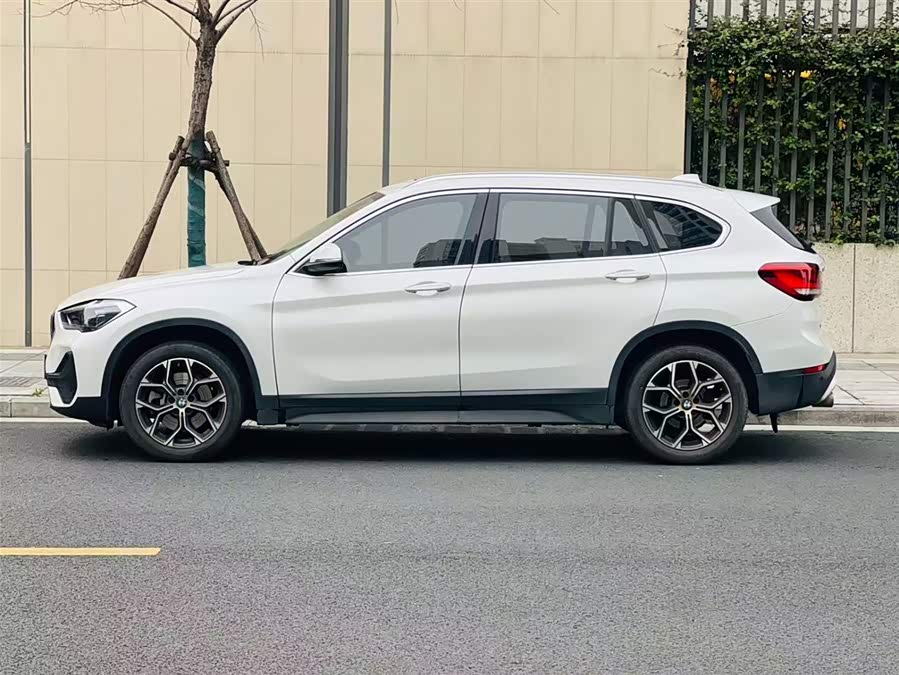 BMW X1 2022
