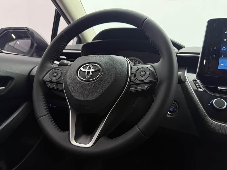 Toyota Corolla 2021 — фото 14
