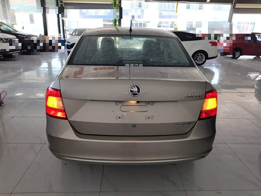 Skoda Rapid 2015