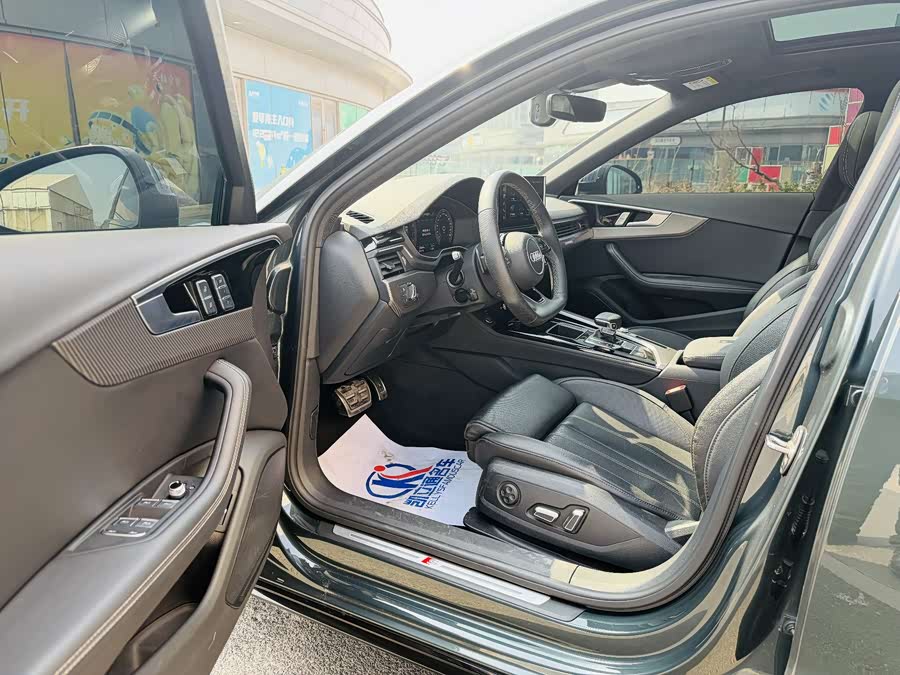 Audi A4L 2024