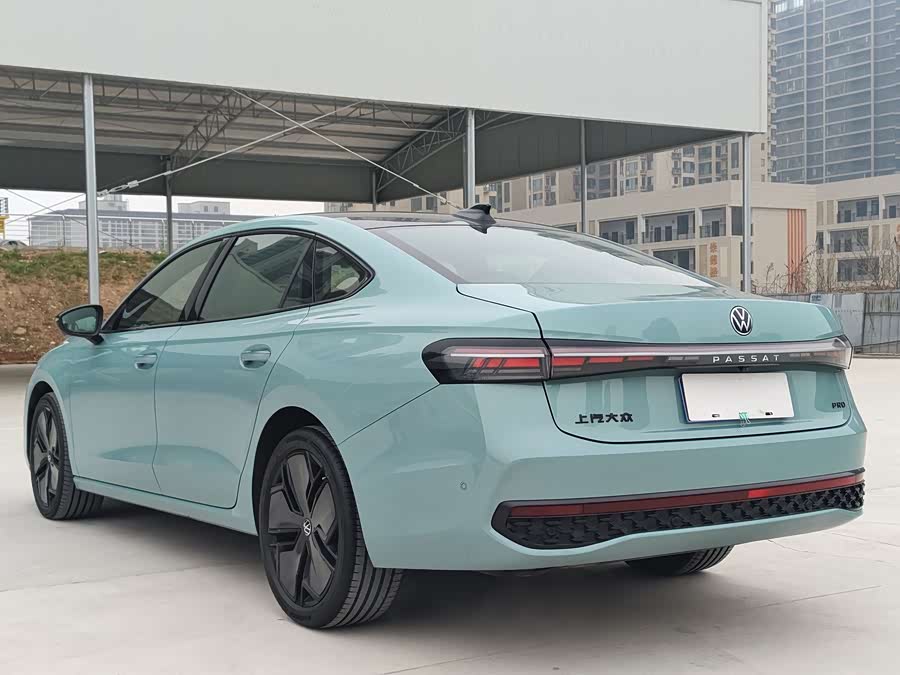 Volkswagen Passat 2025
