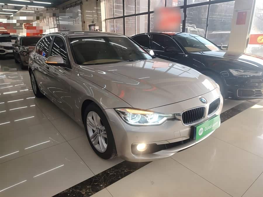 BMW 3 Series 2017 — фото 19
