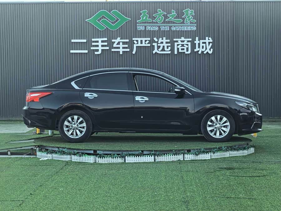 Nissan Teana 2018