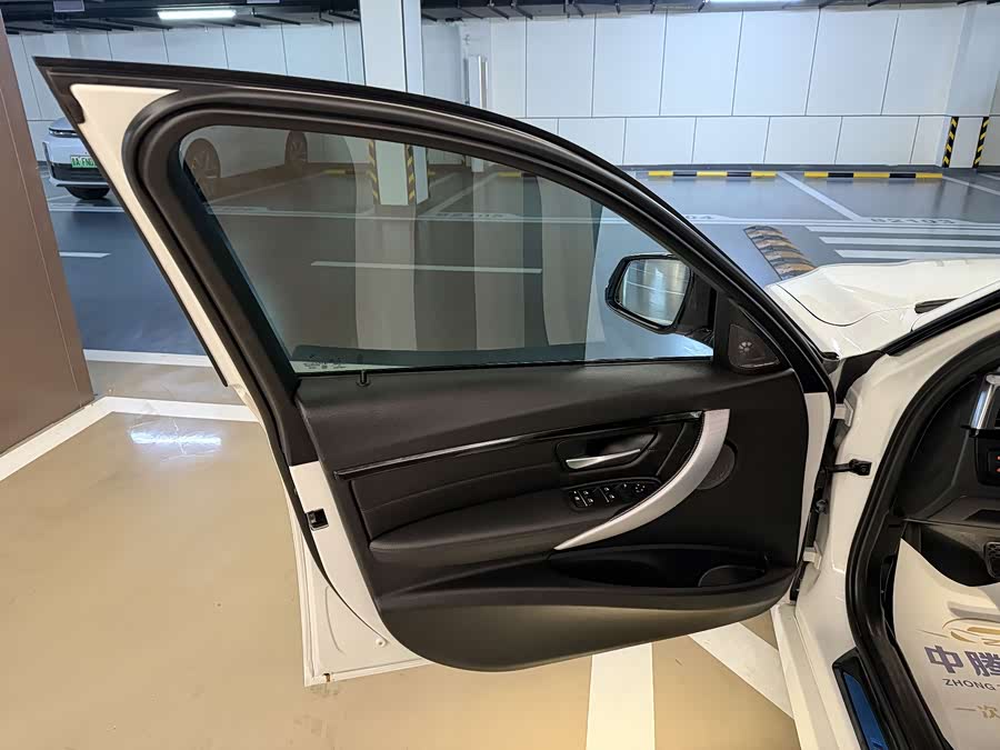 BMW 3 Series 2017