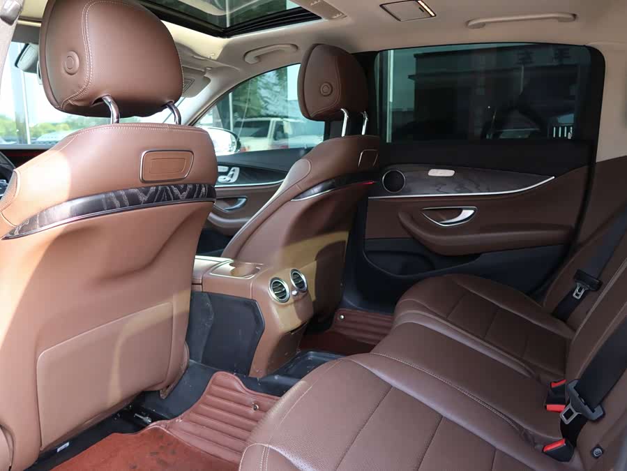 Mercedes-Benz E-Class 2016