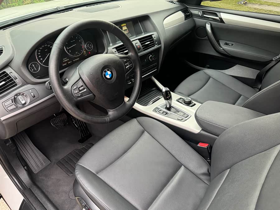 BMW X3 2016 — фото 8