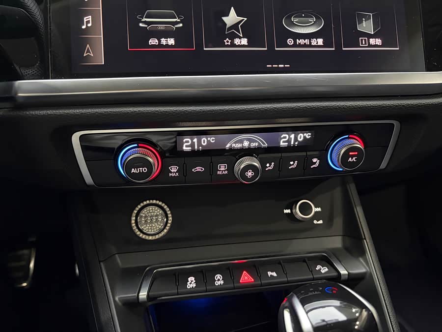 Audi Q3 Sportback 2022 — фото 14