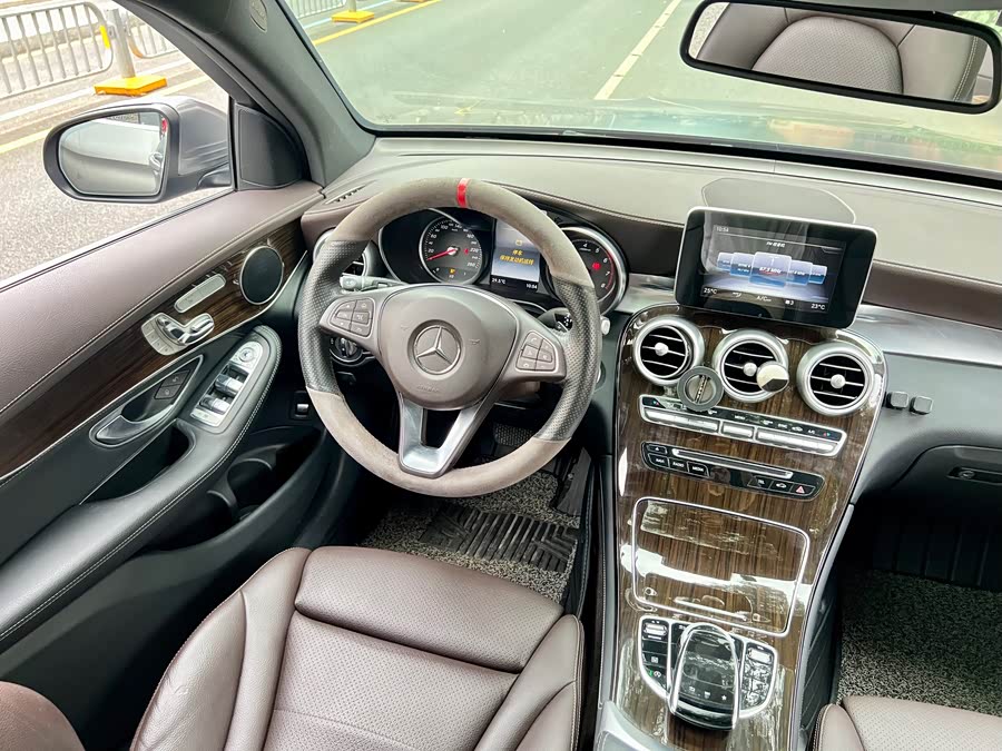 Mercedes-Benz GLC 2019 — фото 10