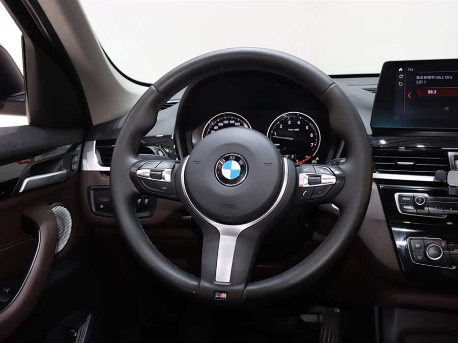 BMW X1 2021 — фото 12