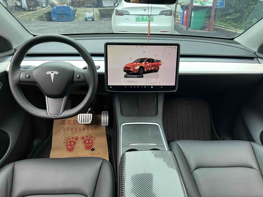 Tesla Model Y 2021