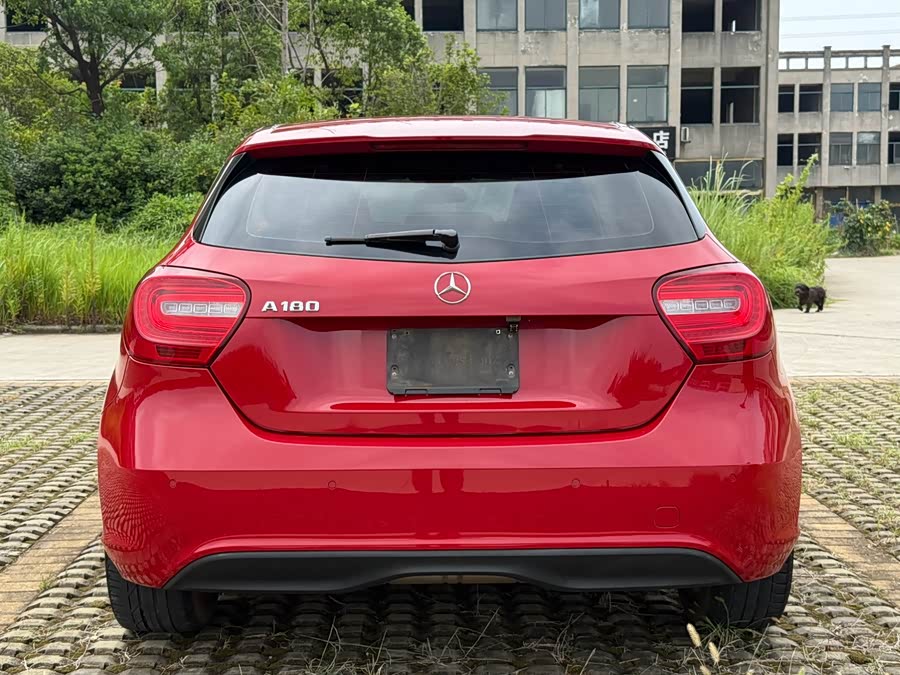 Mercedes-Benz A-Class 2015