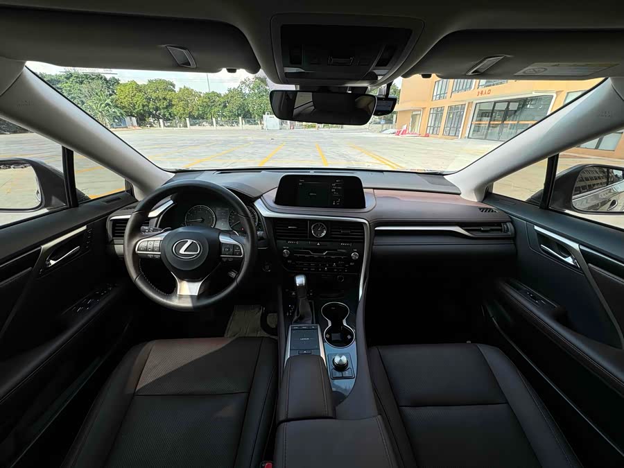 Lexus RX 2020