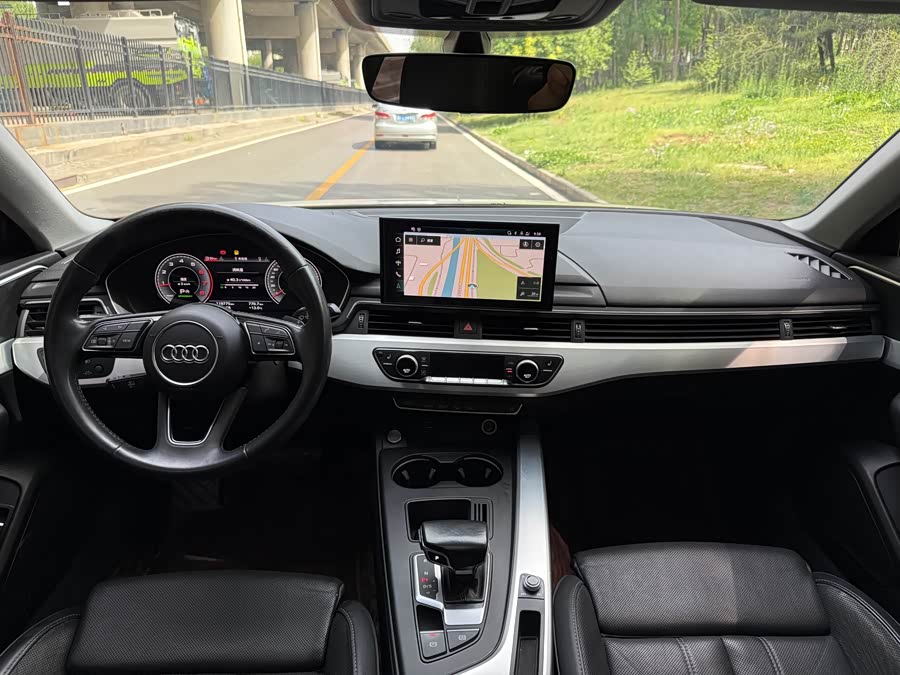 Audi A4L 2020
