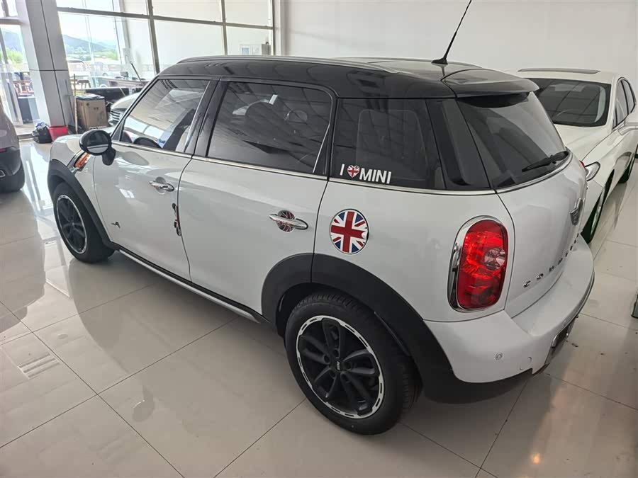 MINI Countryman 2014 — фото 10