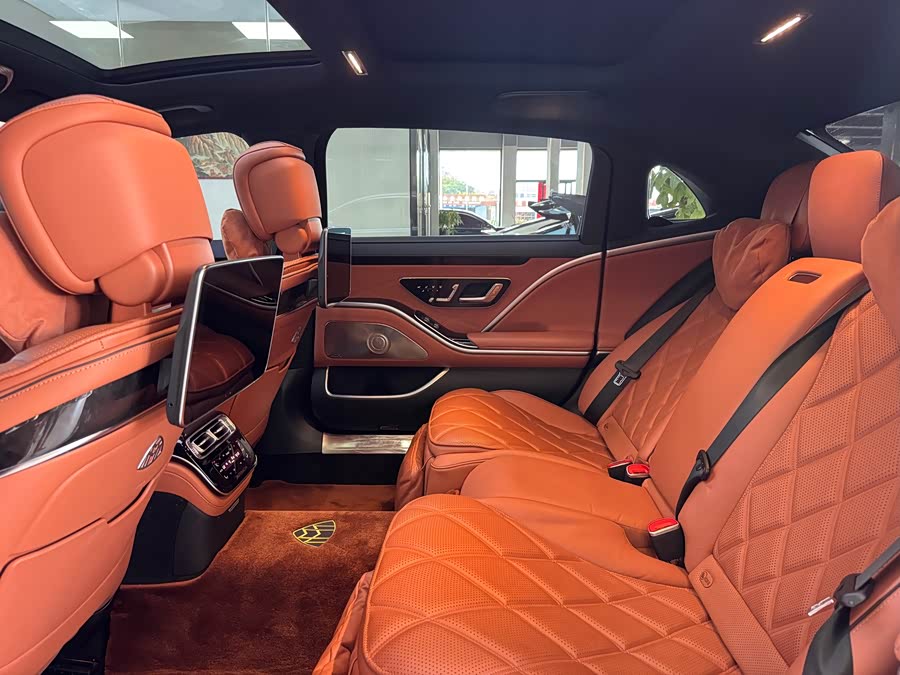 Mercedes-Benz Maybach S-Class 2023 — фото 8