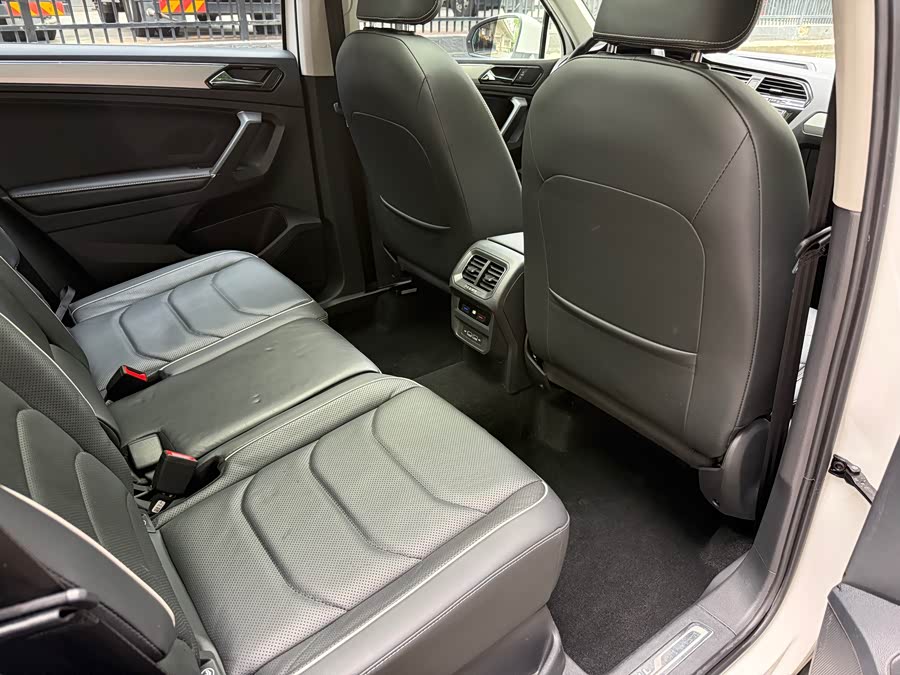 Volkswagen Tiguan L 2019 — фото 14