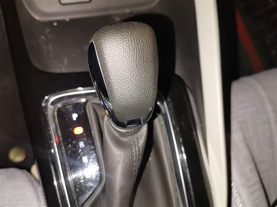 Buick GL6 2021