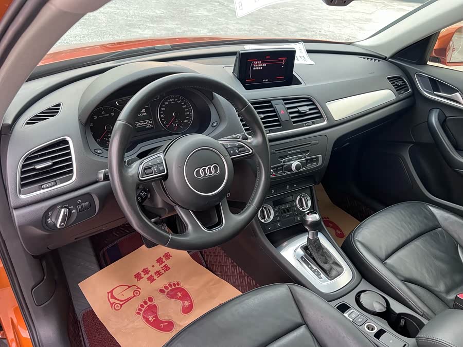 Audi Q3 2015 — фото 9