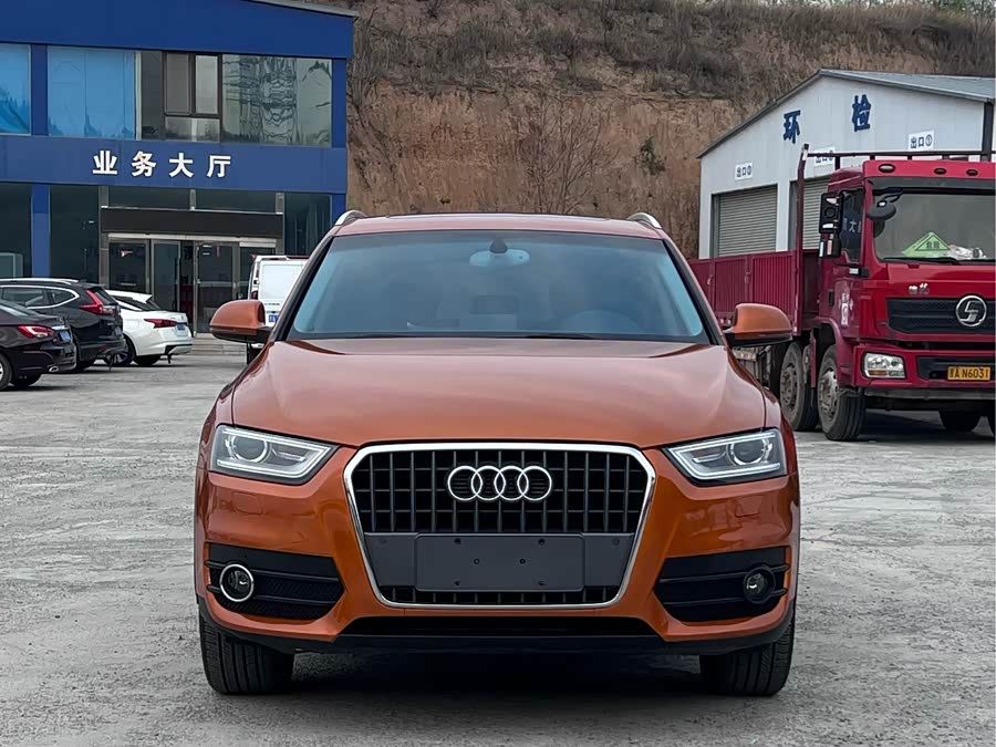 Audi Q3 2015